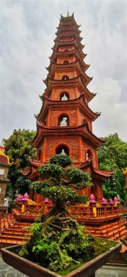 A Pagoda de Trấn Quốc, uma joia arquitetônica e um refúgio espiritual em meio ao caos de Hanói!